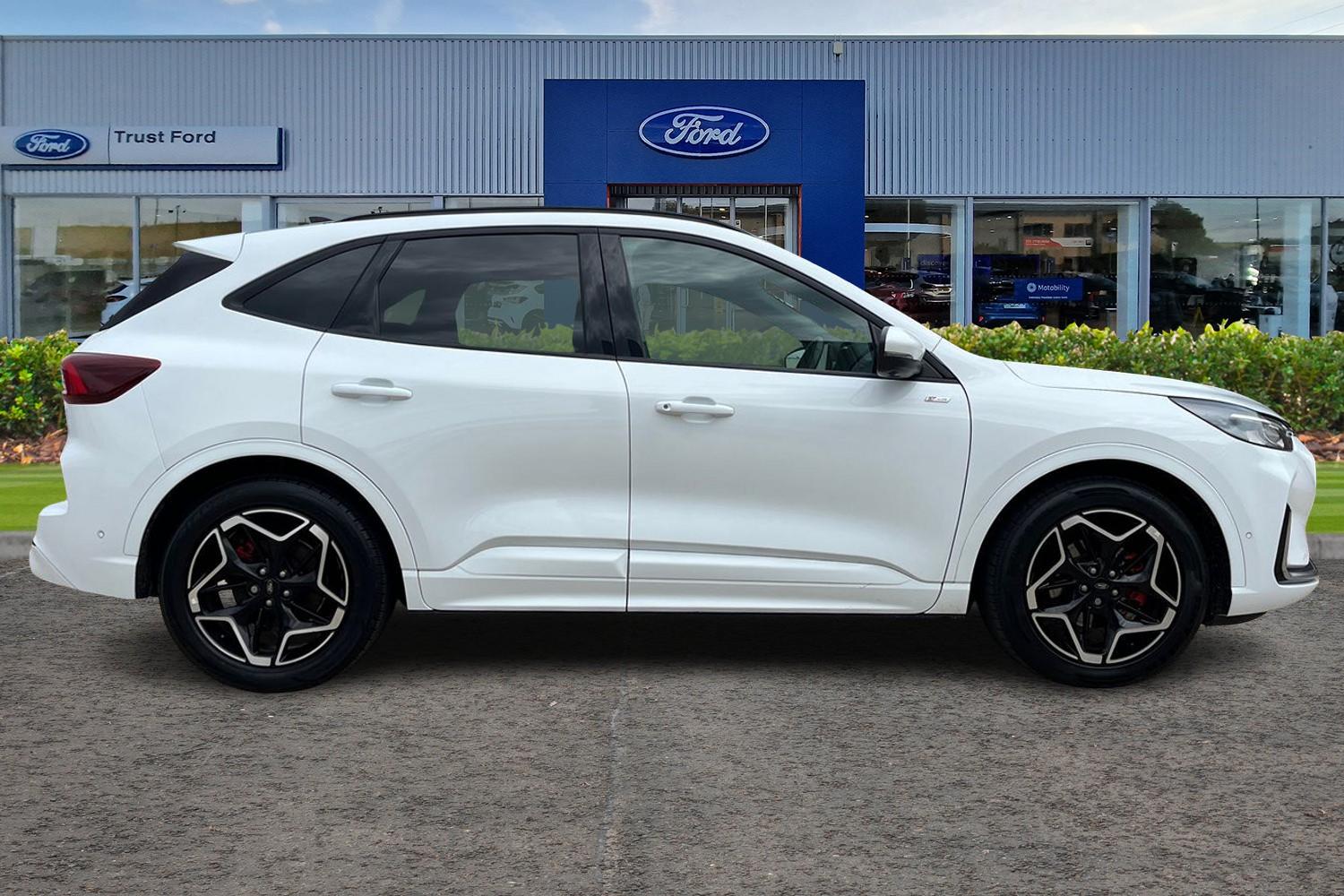 Ford Kuga Photo 2