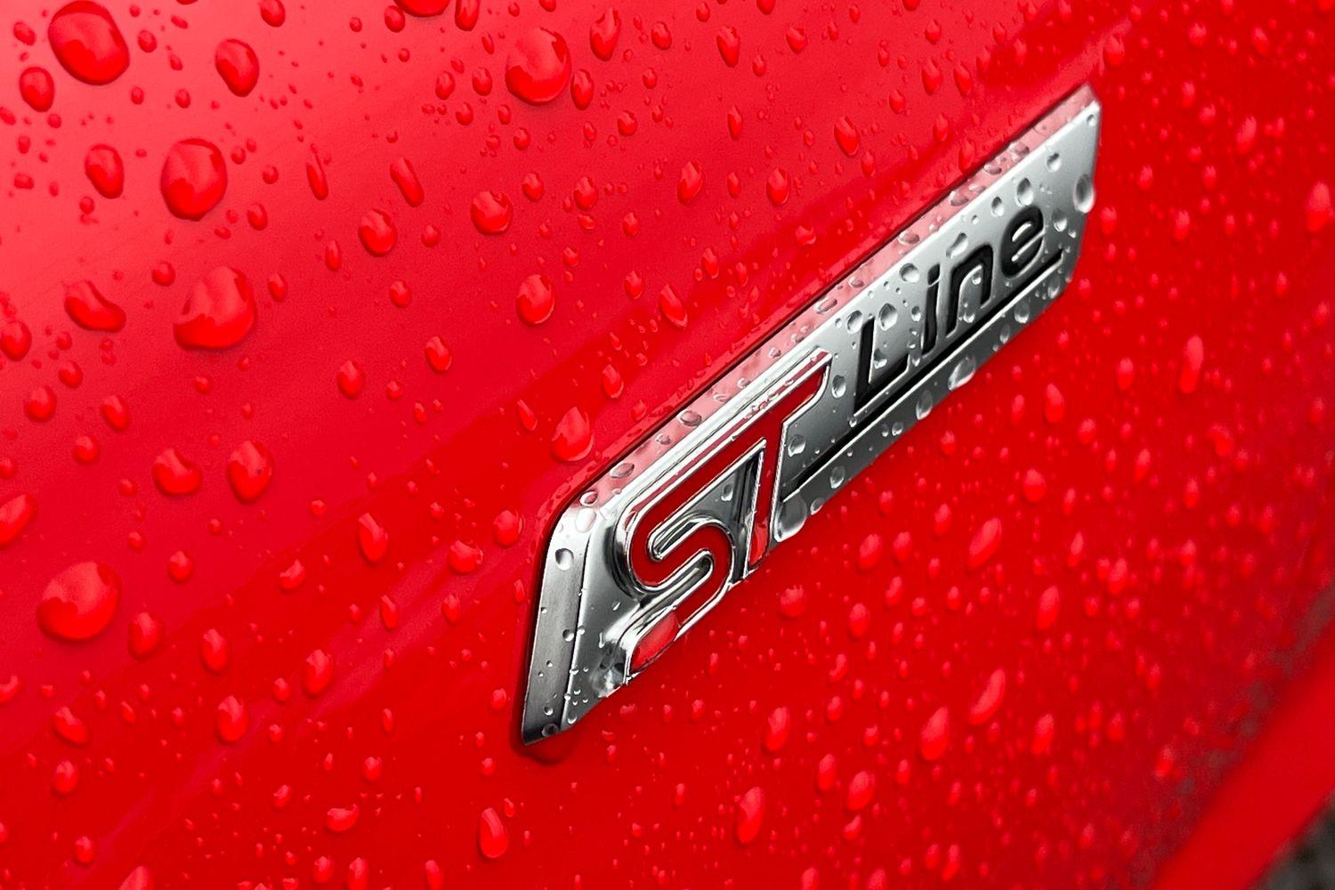 Ford FIESTA Photo 23