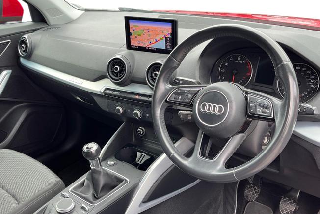 AUDI Q2 Photo 6