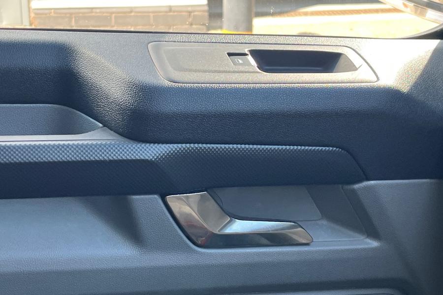 Ford TRANSIT CUSTOM Photo autoimg-9c17c6ad77f5484f4f3c4c59a541ccedb2403339.jpg