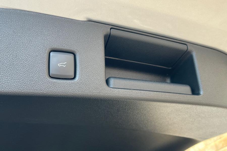 Ford KUGA Photo autoimg-9c1bde6b9c24bb601d65420ac17fb12fb8173683.jpg