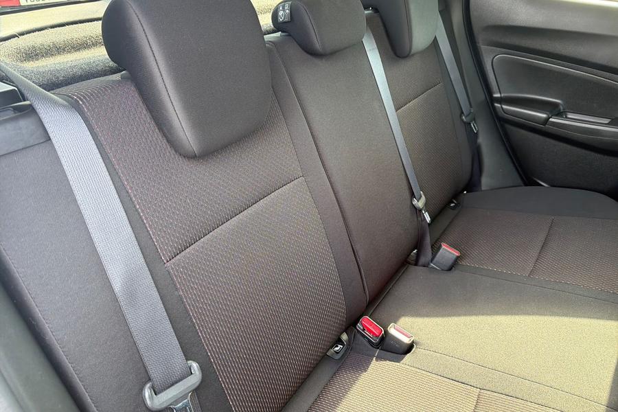 Suzuki SWIFT Photo autoimg-9c1e774da01cad28e21a544c1618fcac3467595d.jpg