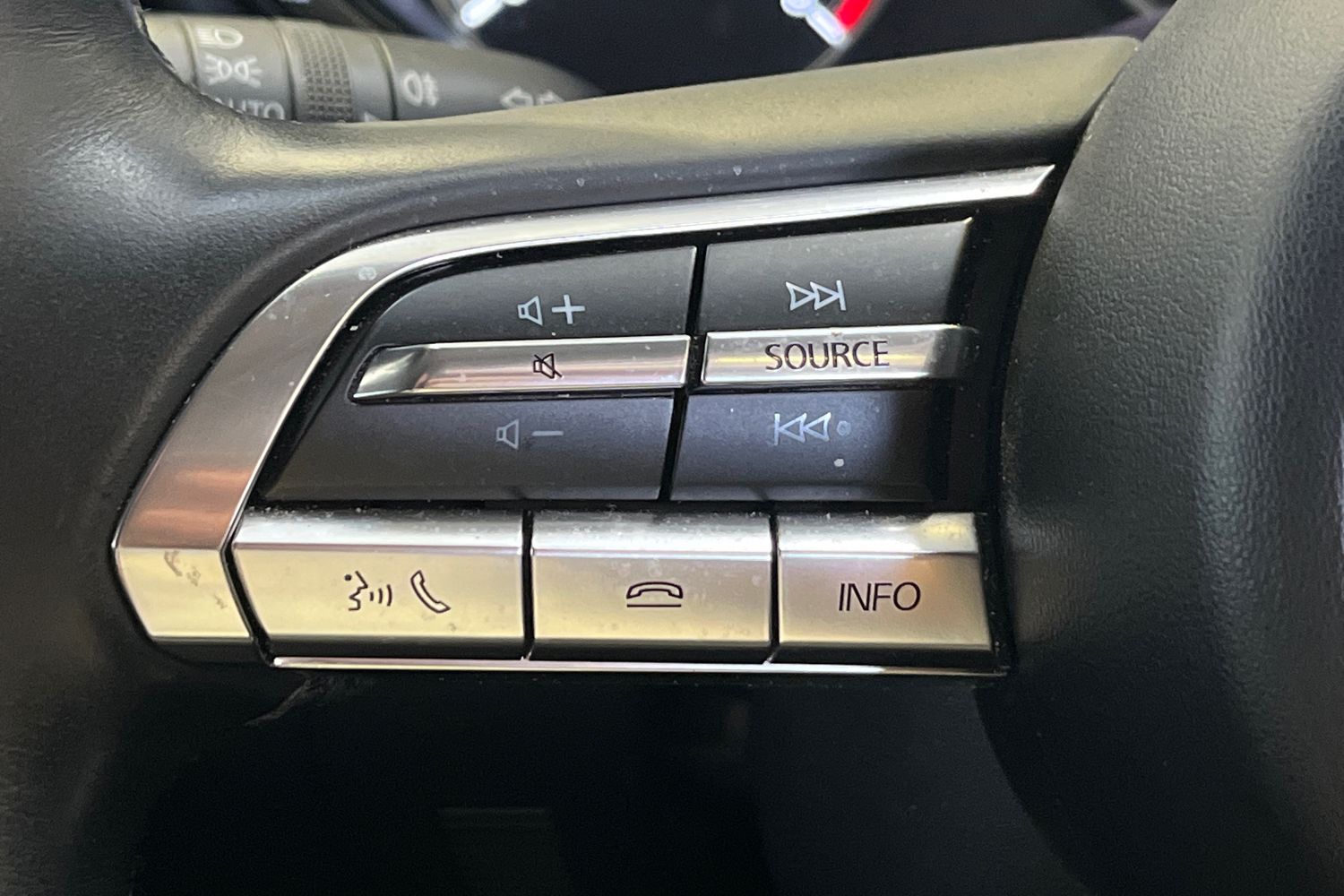 Mazda CX-30 Photo 37