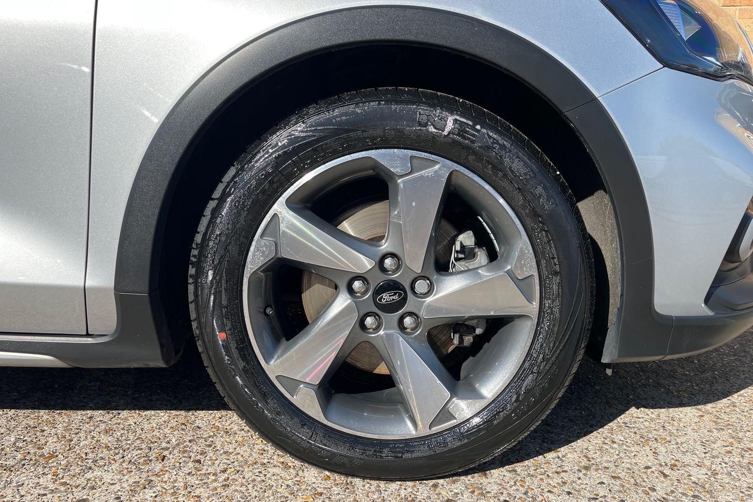 Ford Focus Photo 7