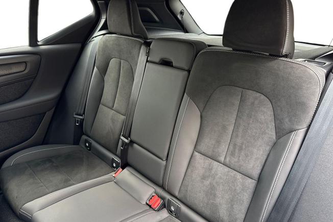 VOLVO Xc40 Photo 9