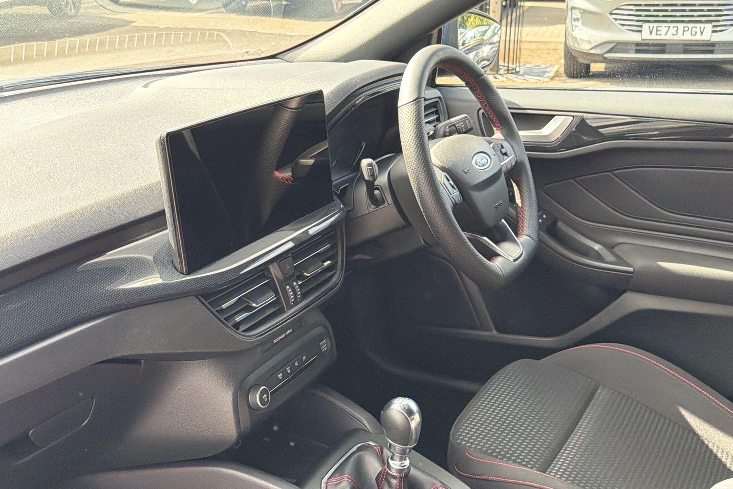 Ford FOCUS Photo 17