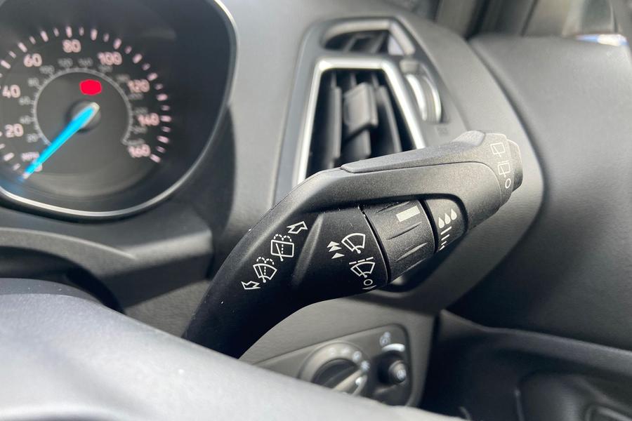 Ford KUGA Photo autoimg-9c29c6ba58f827ee13937752c48d55548894fb81.jpg