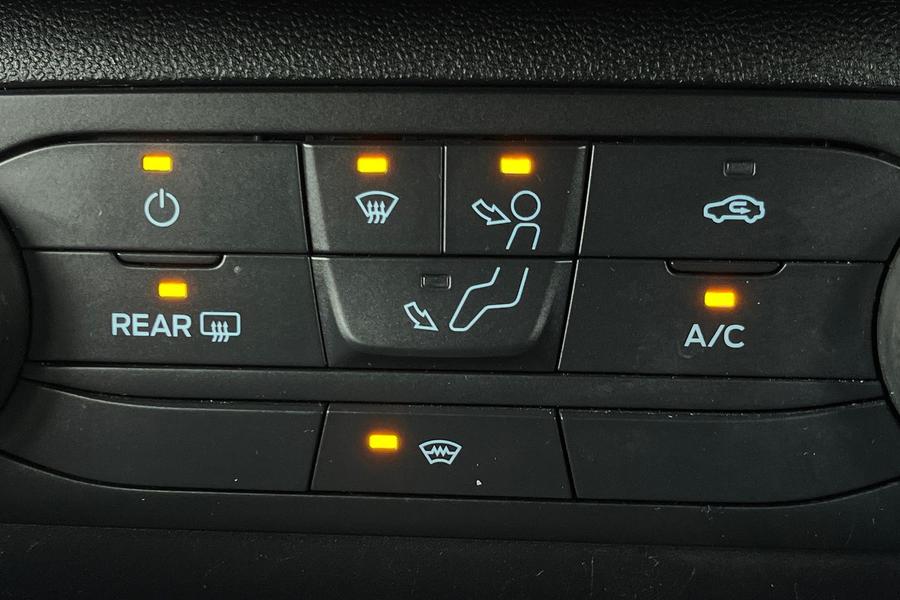 Ford Fiesta Photo autoimg-9c2aefd7566b3036028c23639d647d35d2cc3bad.jpg
