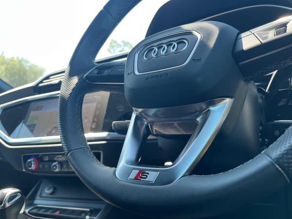 Audi Q3 Photo autoimg-9c2d1a6946142f1998334d2e323903cbb8a8b3ad.jpg