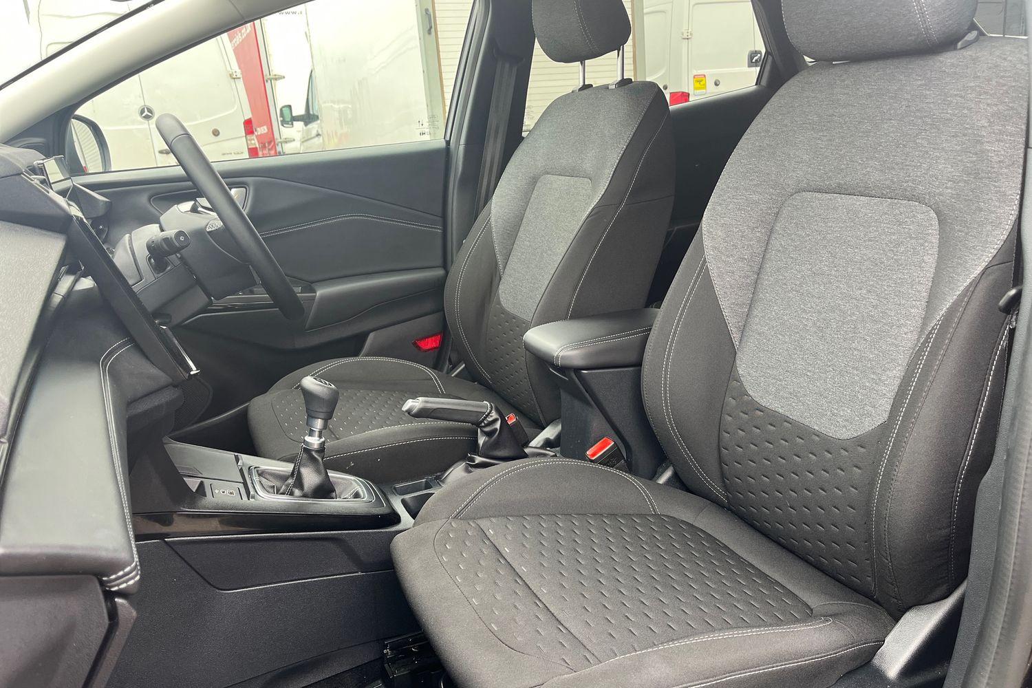 Ford PUMA Photo 18
