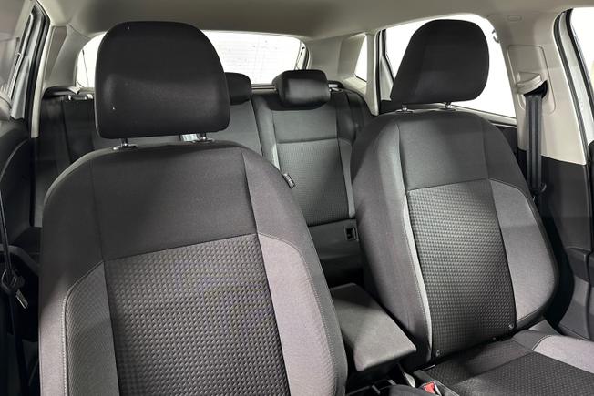 VOLKSWAGEN Polo Photo 25