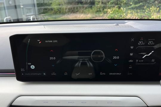 Kia EV4 Photo autoimg-9c389d621bea200542511d5ba5f839da9af4a15b.jpg