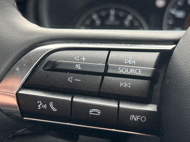 MAZDA CX-30 Photo 16