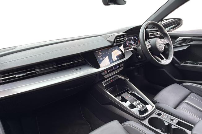 AUDI A3 Photo 2