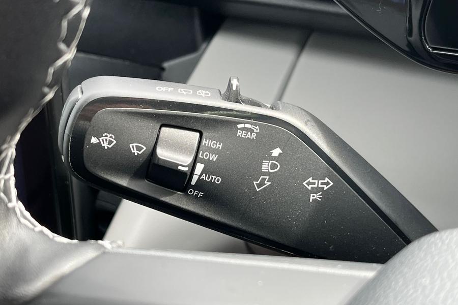 Ford Explorer Photo autoimg-9c3b1412e83fc17ce5e04b5298fbe4bb8f000f6d.jpg