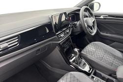 VOLKSWAGEN T-Roc Photo 2