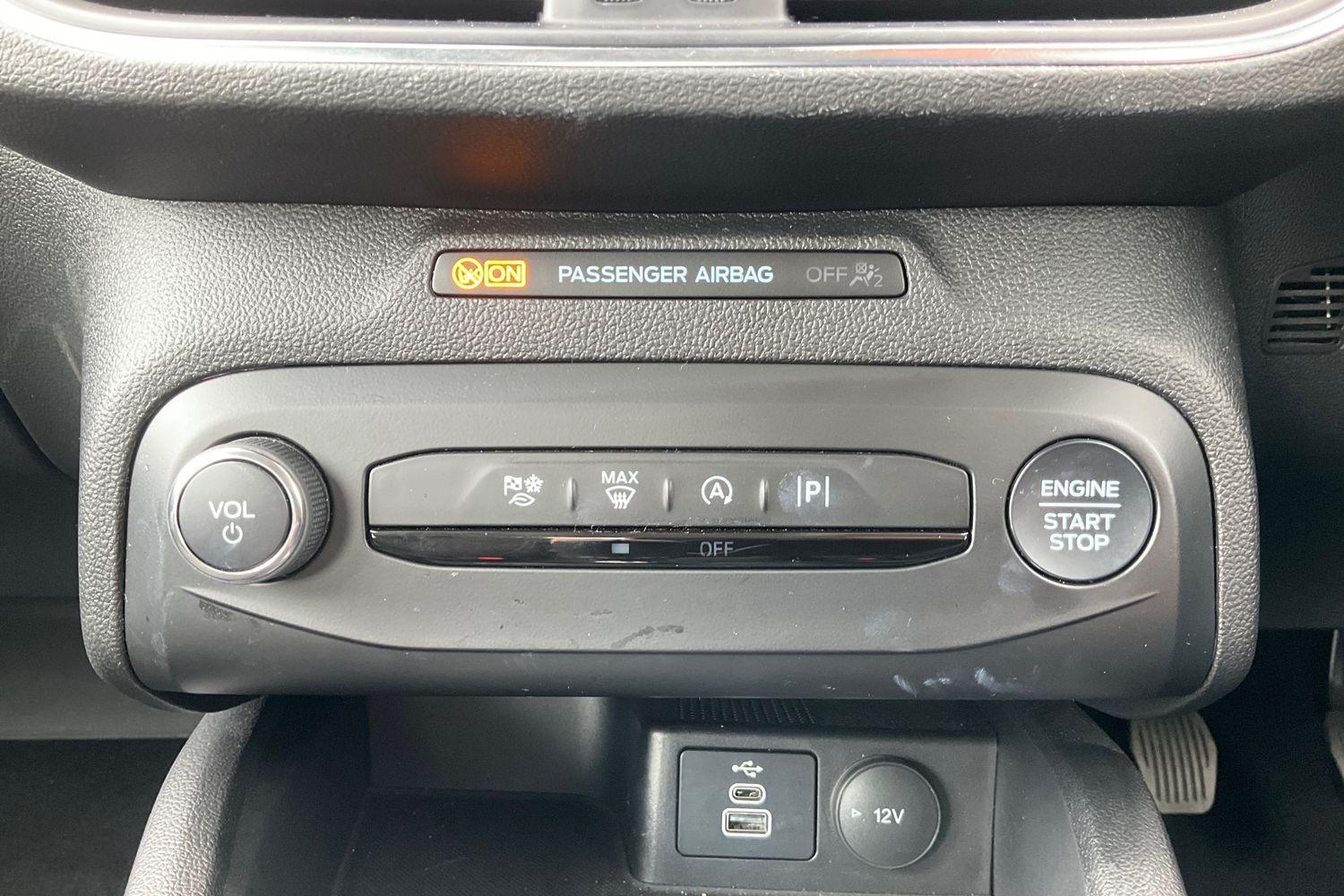 Ford Focus Photo 28