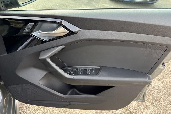 AUDI A1 Photo 40