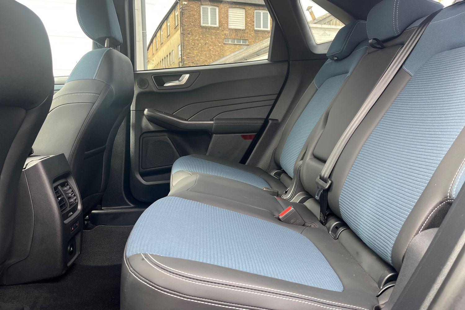 Ford KUGA Photo 19