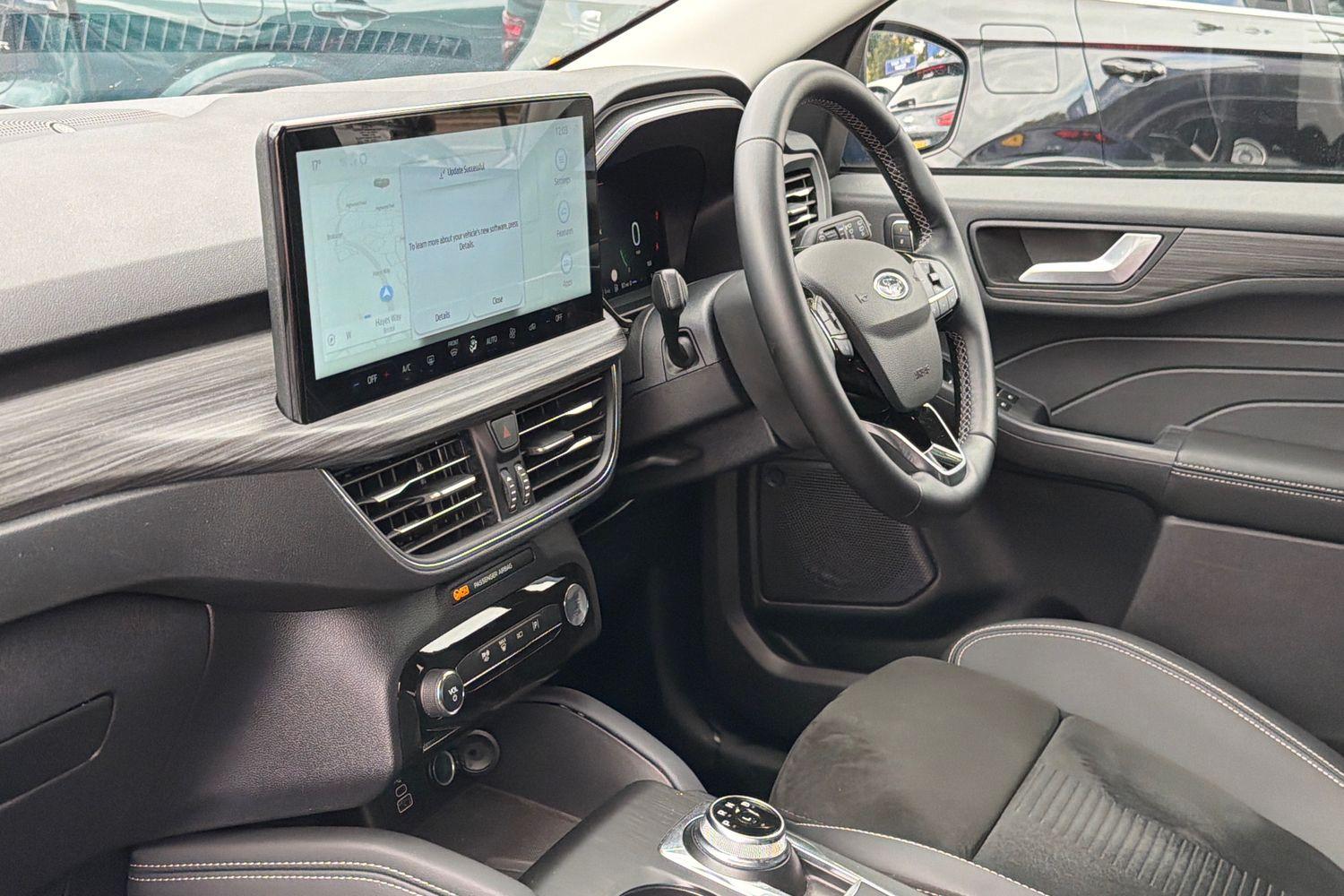 Ford KUGA Photo 17