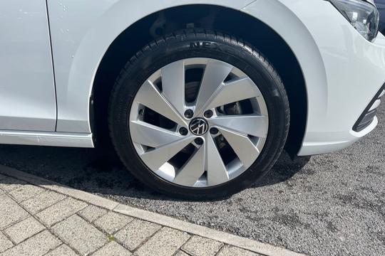 Volkswagen Golf Photo autoimg-9c42156d76e518738a3b6334e392aad13d6a9c63.jpg