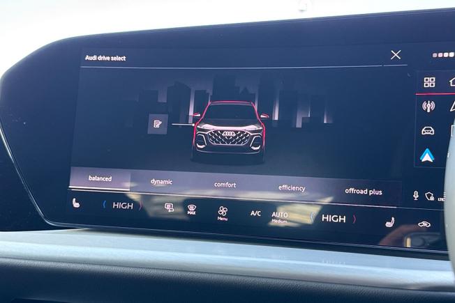 AUDI  Audi Q5 SUV Sport Photo 51