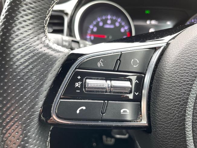 KIA CEED Photo 16