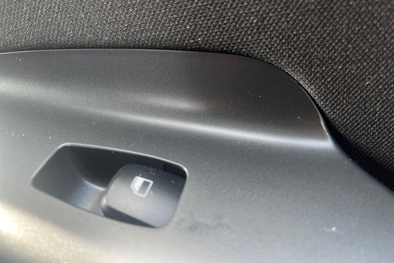 Hyundai KONA Photo 32
