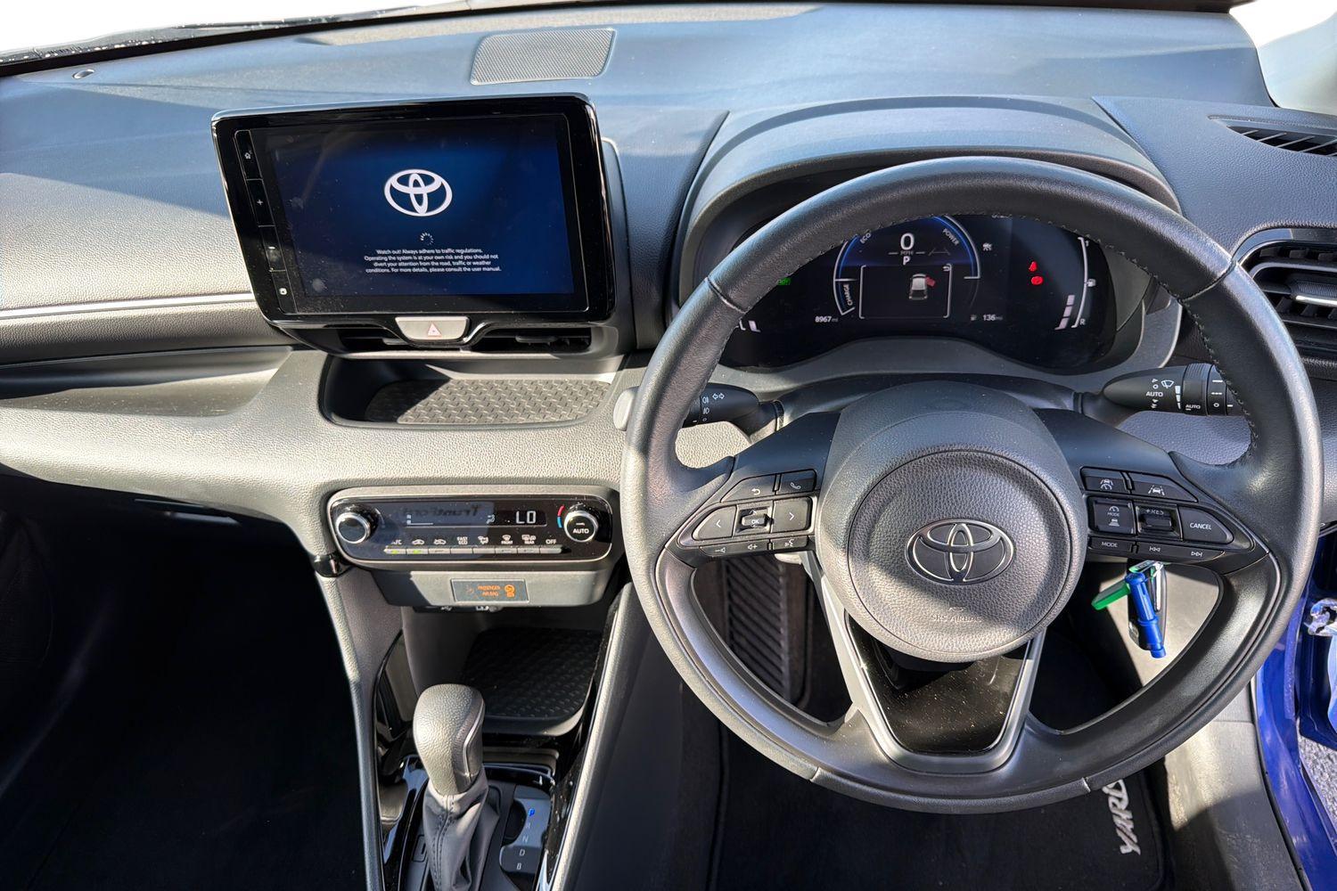 Toyota Yaris Photo 10
