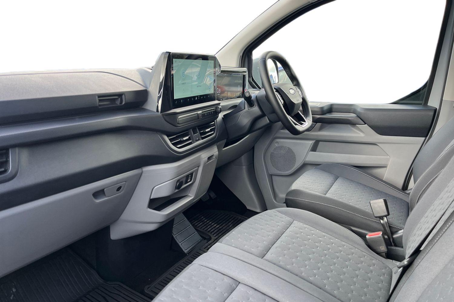 Ford Transit Custom Photo 2