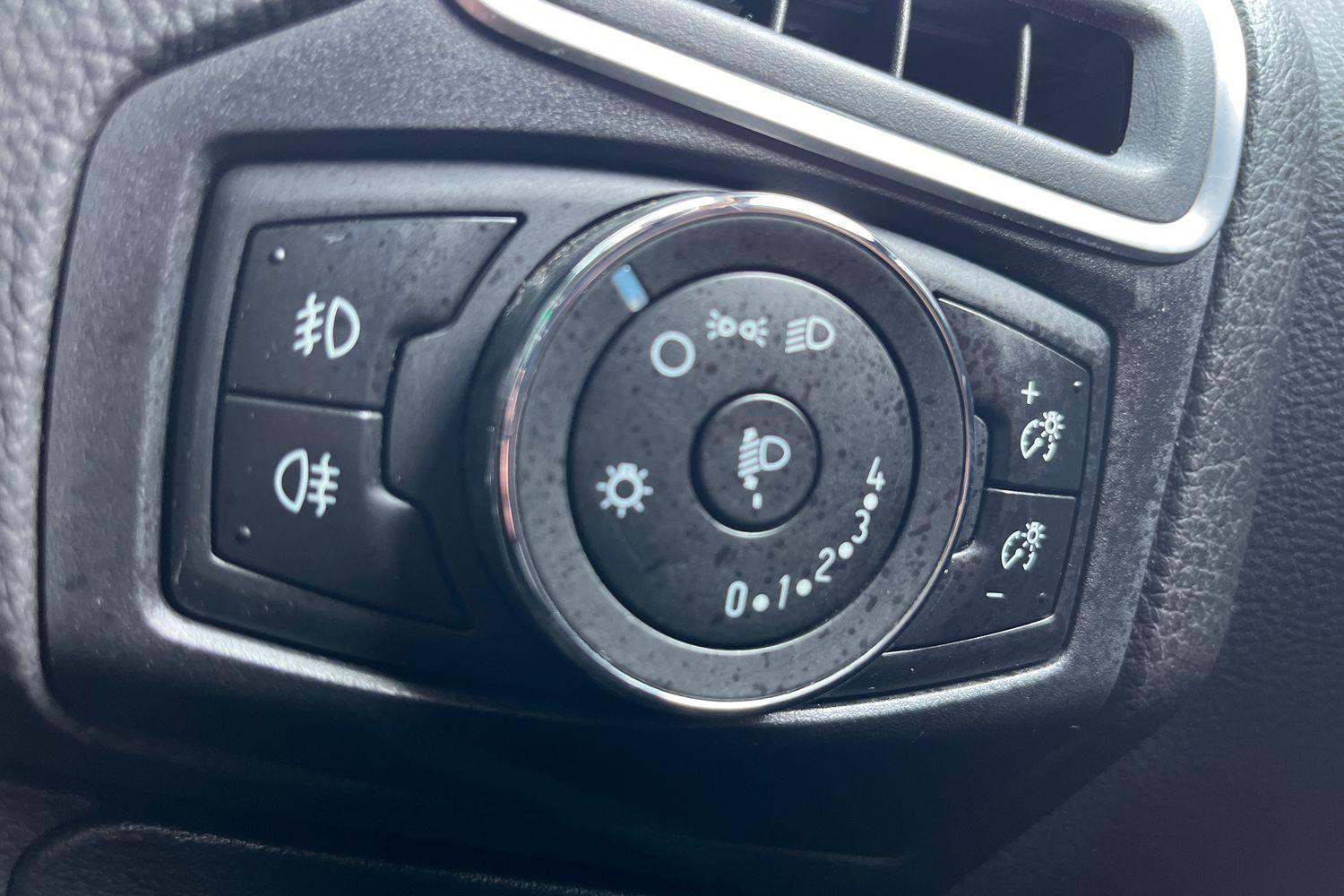 Ford Focus Photo 23