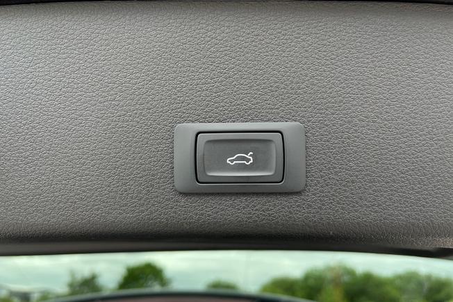 AUDI e-tron Photo 49