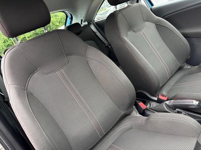 VAUXHALL Corsa Photo 25