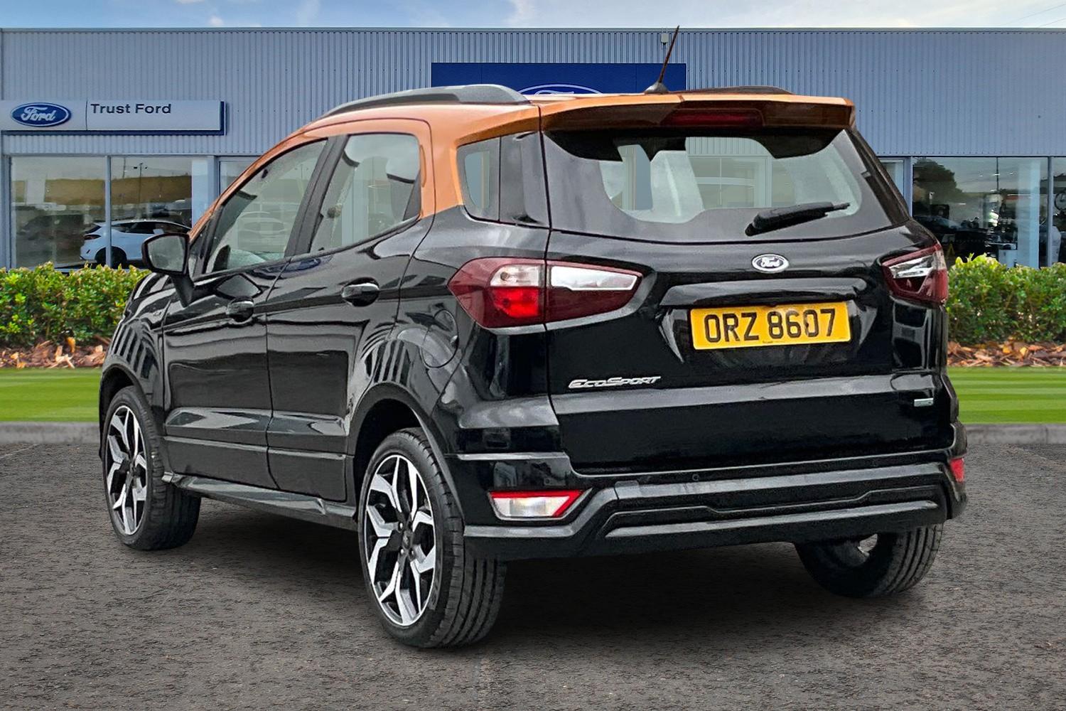 Ford ECOSPORT Photo 1