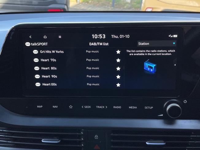 HYUNDAI i20 Photo 13