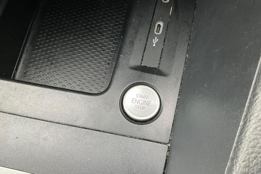 Ford Grand Tourneo Connect Photo autoimg-9c5bfd4cc69d3663fa2b0477f21df6074b665e52.jpg