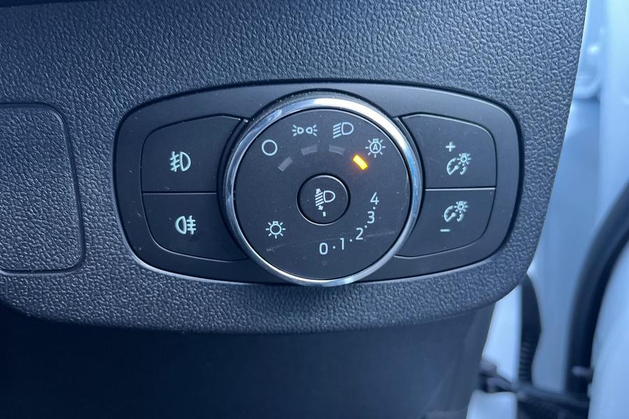 Ford PUMA Photo autoimg-9c5c0138fd3ae472eef74d9303b80d89d7bd1da3.jpg
