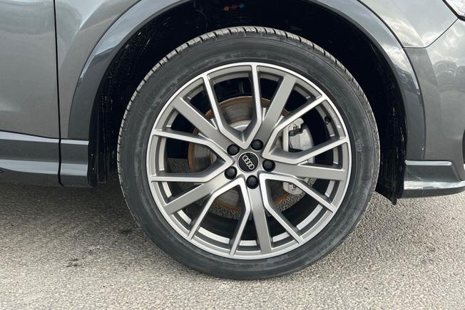 AUDI Q3 Photo 5