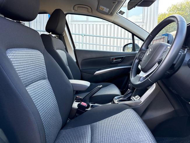 SUZUKI S-Cross Photo 48