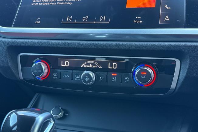Audi Q3 Photo 34