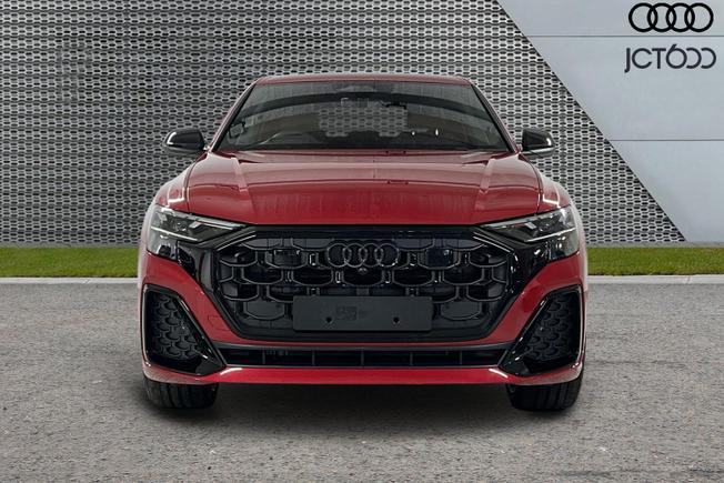 AUDI Q8 Photo 8