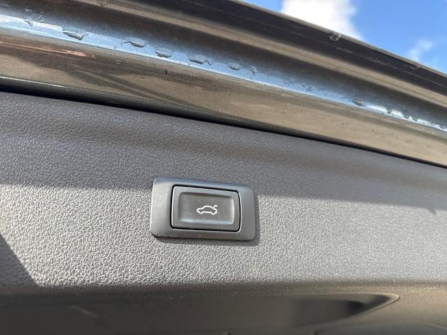 AUDI Q3 Photo 22