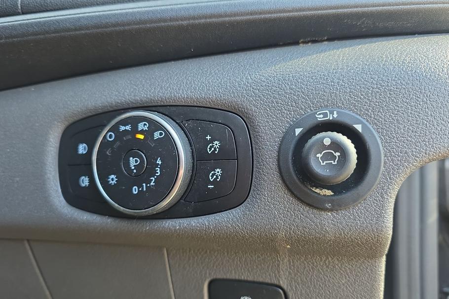 Used FORD TRANSIT WR75JGF 16