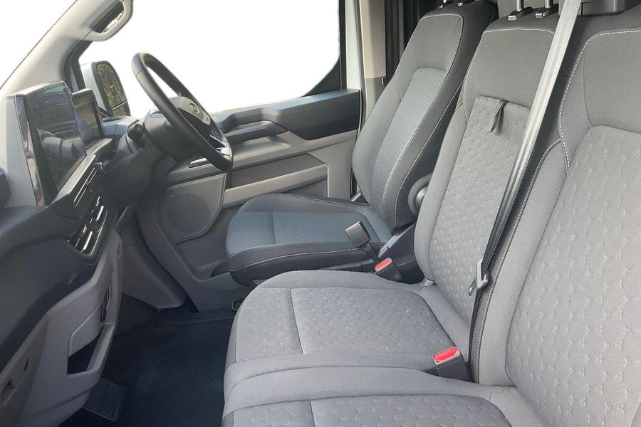 Ford E-Transit Custom Photo autoimg-9c6e33f1ea2633d8dc383ec8f1c4afec7ef91a85.jpg