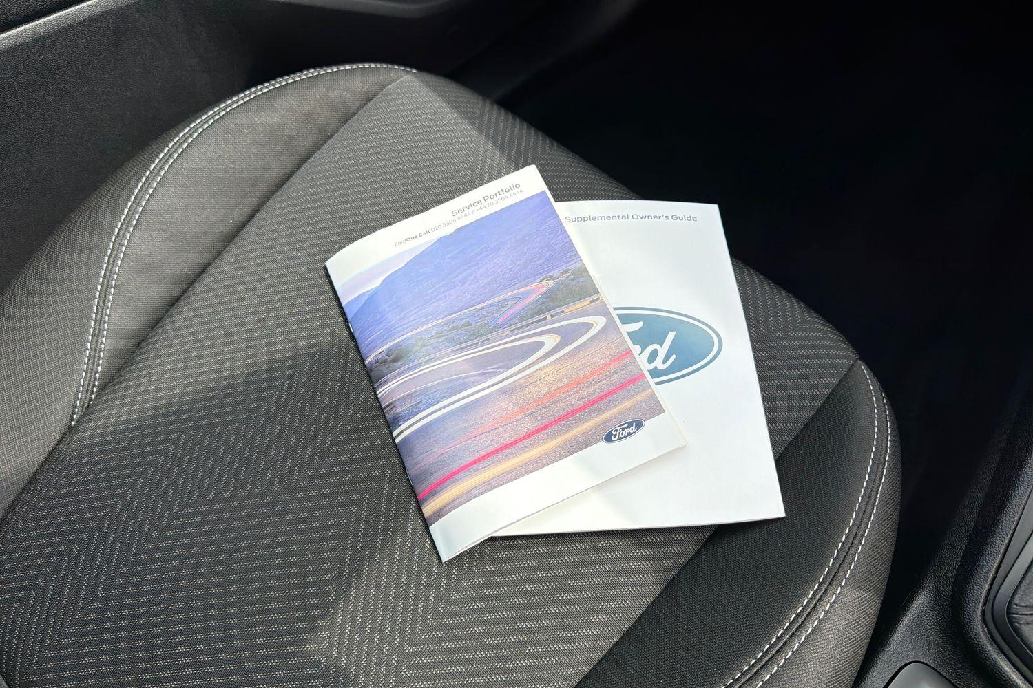 Ford FIESTA Photo 21