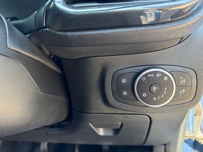 FORD Fiesta Photo 27
