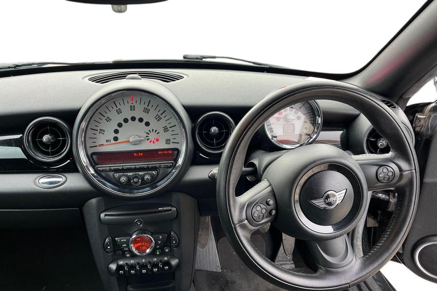 MINI COUPE Photo autoimg-9c701cd36138fbb29005de4fa3f6ce6da54933af.jpg