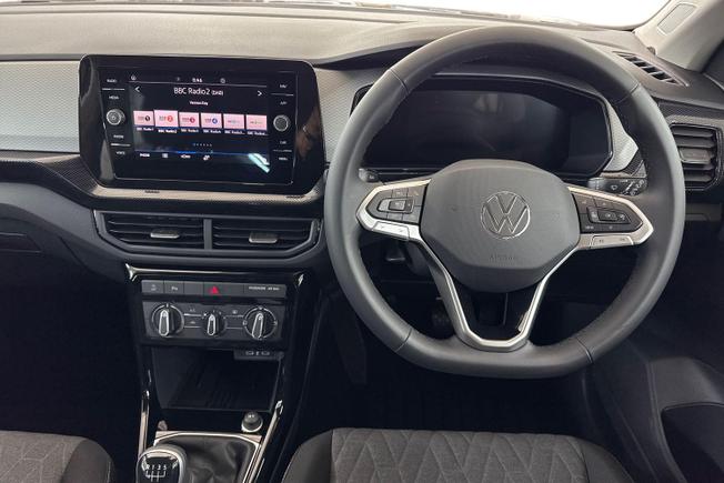 Volkswagen T-Cross Photo 11