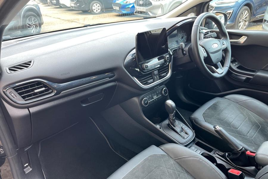 Ford FIESTA Photo autoimg-9c796b76dac325f10857c1ee6793d43a2075baaa.jpg