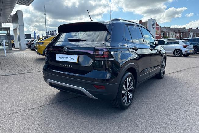 VOLKSWAGEN T-Cross Photo 24